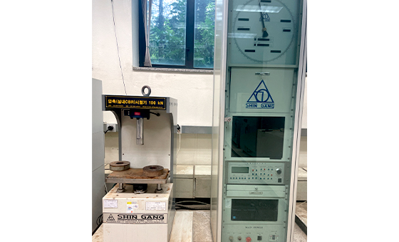 압축(실내 CBR)시험기